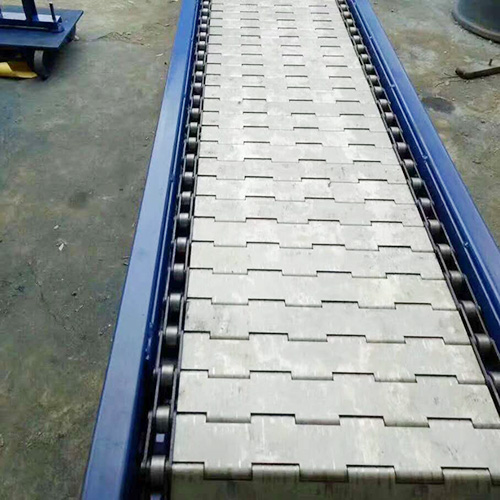 鏈闆輸送機